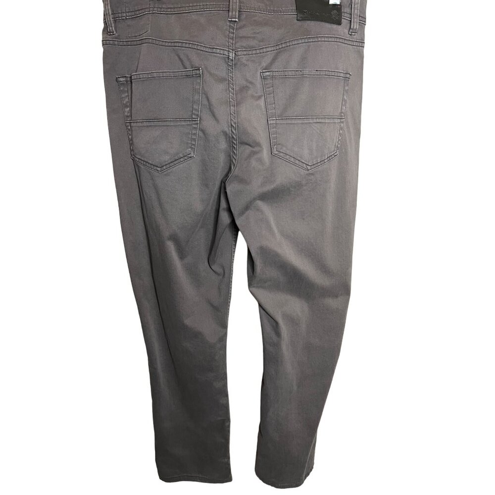 English Laundry men Jean 34x32 soft. Straight leg comfortable 5 pocket - Picture 4 of 12